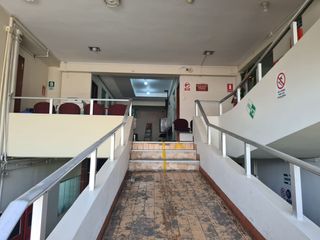 Foto 8 de Edificio comercial en plena centro Avenida Pardo de Chimbote