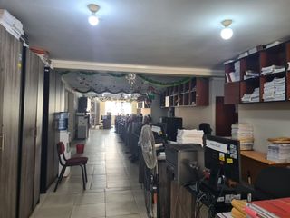 Foto 17 de Edificio comercial en plena centro Avenida Pardo de Chimbote