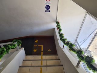 Foto 5 de Edificio comercial en plena centro Avenida Pardo de Chimbote