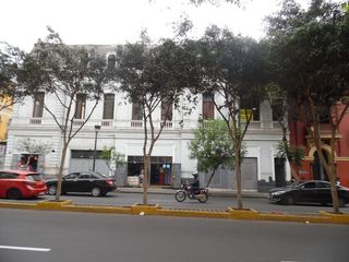 Foto 1 de CASA EN EXCELENTE ZONA COMERCIAL – CERCADO DE LIMA