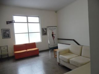Foto 15 de CASA EN EXCELENTE ZONA COMERCIAL – CERCADO DE LIMA