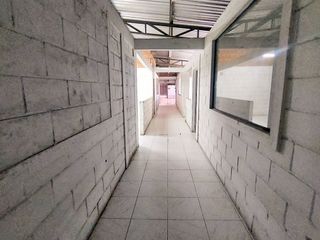 Foto 22 de Alquiler bodega 2500m2 en vía a Daule y Perimetral
