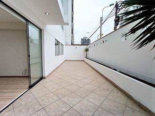 Departamento en Alquiler Sin Muebles en Miraflores en 1er. piso de 3 dormitorios 180 mt.