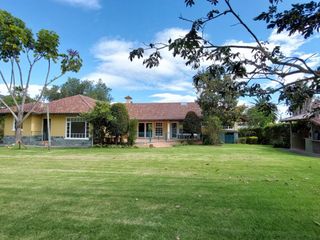 Foto 1 de Arriendo casa en Tumbaco, una sola planta, urbanización privada y segura.