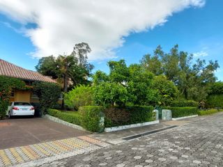 Foto 3 de Arriendo casa en Tumbaco, una sola planta, urbanización privada y segura.