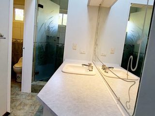 Foto 17 de Arriendo casa en Tumbaco, una sola planta, urbanización privada y segura.