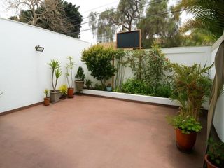 Foto 10 de OPORTUNIDAD LINDO DEPARTAMENTO PRIMER PISO - TIPO CASITA - TERRAZA - ASENSOR DIRECTO - 3 COCHERAS - EXCLUSIVA ZONA SAN ISIDRO