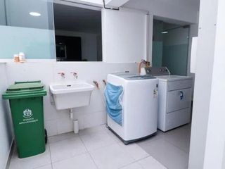 Foto 14 de OPORTUNIDAD LINDO DEPARTAMENTO PRIMER PISO - TIPO CASITA - TERRAZA - ASENSOR DIRECTO - 3 COCHERAS - EXCLUSIVA ZONA SAN ISIDRO
