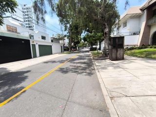 Foto 2 de OPORTUNIDAD LINDO DEPARTAMENTO PRIMER PISO - TIPO CASITA - TERRAZA - ASENSOR DIRECTO - 3 COCHERAS - EXCLUSIVA ZONA SAN ISIDRO