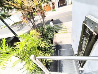 Foto 5 de OPORTUNIDAD LINDO DEPARTAMENTO PRIMER PISO - TIPO CASITA - TERRAZA - ASENSOR DIRECTO - 3 COCHERAS - EXCLUSIVA ZONA SAN ISIDRO