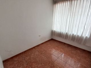 VENDO Casa 206m2 de 2 pisos en Urb. Santa Elena - Tacna