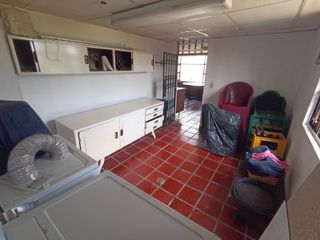 Foto 30 de Vendo un Terreno con Casa en Pifo