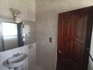 Foto 10 de Vendo un Terreno con Casa en Pifo