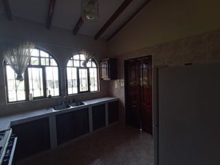 Foto 18 de Vendo un Terreno con Casa en Pifo
