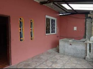 Foto 3 de vendo casa con terreno amplio Uncon 2