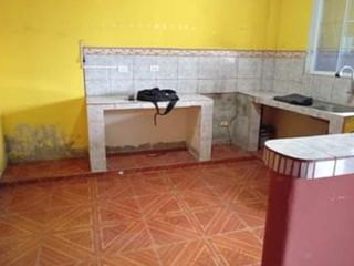 Foto 6 de vendo casa con terreno amplio Uncon 2