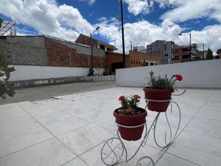 Vendo Casa Dentro de Condominio, Sector Ricaurte, Cuenca