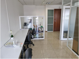 Norte de Guayaquil, Venta de Excelente Oficina Comercial 58 m²