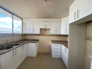 Foto 17 de Departamento de 3 dormitorios de venta en calderon