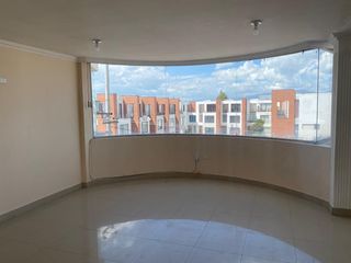 Foto 1 de Departamento de 3 dormitorios de venta en calderon