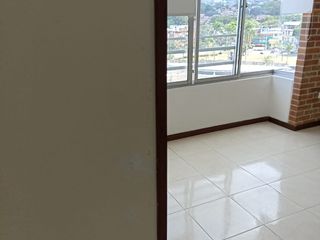 ARRIENDO AMPLIO APARTAMENTO BARRIO VERGEL