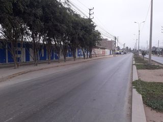 Foto 2 de TERRENO EN AV. MANUEL VALLE EN LURIN