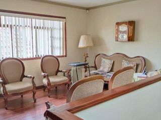 Foto 4 de Amplia casa en venta en Puertas del Sol -  Cazhapata con área verde.