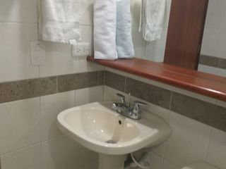 Foto 11 de APARTAMENTO AMOBLADO EN BOGOTA CERCA AL AEROPUERTO CIUDAD SALITRE GRAN ESTACION PLAZA CLARO EMBAJADA AMERICANA