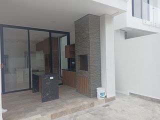VENDO CASA EN ISLA DE MOCOLI