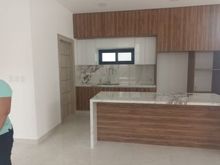 VENDO CASA EN ISLA DE MOCOLI