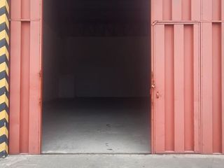 Foto 12 de En alquiler estratégica bodega en complejo km 7.5 vía Daule