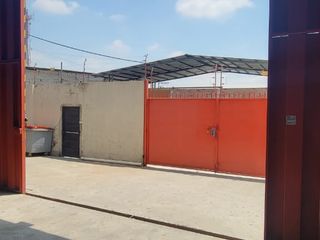 Foto 4 de En alquiler estratégica bodega en complejo km 7.5 vía Daule
