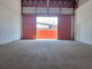 Foto 18 de En alquiler estratégica bodega en complejo km 7.5 vía Daule