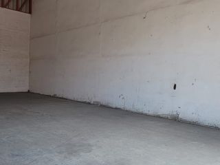 Foto 23 de En alquiler estratégica bodega en complejo km 7.5 vía Daule