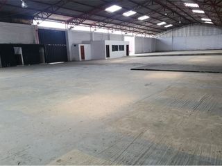Foto 5 de Bodegas de arriendo en manta zona los esteros.