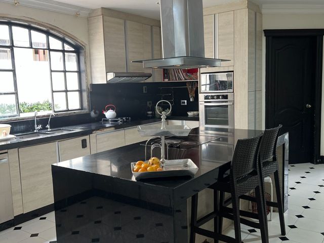 Casa en Venta – Urbanización Río Grande – Vía a Samborondón