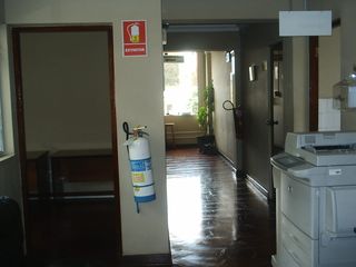 Foto 11 de ALQUILO LOCAL COMERCIAL EN AV ARAMBURÚ SAN ISIDRO