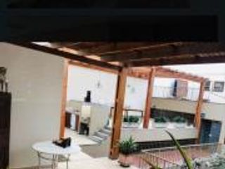 Foto 7 de Vendo Hermosa Casa Amplia en Miraflores