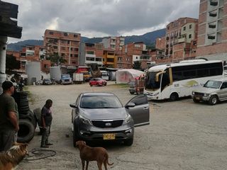 Foto 5 de Vendo parqueadero lote en la Estrella Antioquia