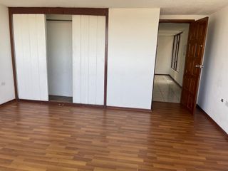 Foto 5 de Rento oficina  en la Avenida. América