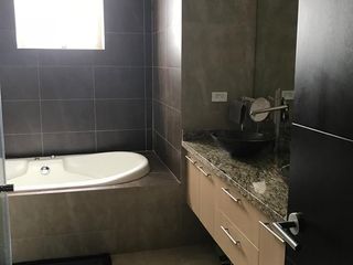 Foto 11 de Departamento Penthouse DE VENTA 390 mts, terraza con jacuzzi, BBQ, VISTA Sierra del Moral