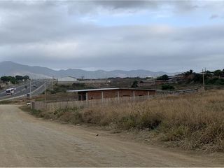 Foto 8 de terreno de venta en montecristi zona norte