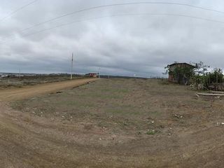 Foto 6 de terreno de venta en montecristi zona norte
