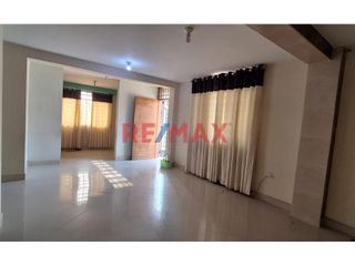 Foto 1 de Casa En Esquina Av. Tupac Amaru 310 M2 Cp El Milagro ID 1091920
