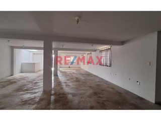 Foto 10 de Casa En Esquina Av. Tupac Amaru 310 M2 Cp El Milagro ID 1091920