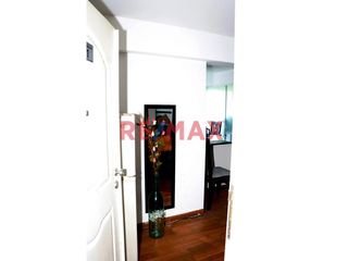 Foto 5 de Moderno Mini Departamento Con Hermosa Vista Al Parque Y Ascensor Cerca Av Canada Y Jockey Plaza