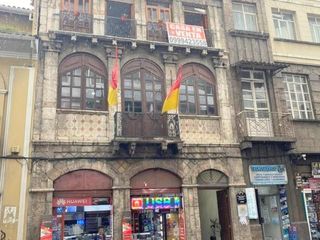 Oportunidad amplia casa patrimonial rentera en al corazón de Cuenca