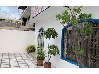 Foto 1 de casa en venta en manta