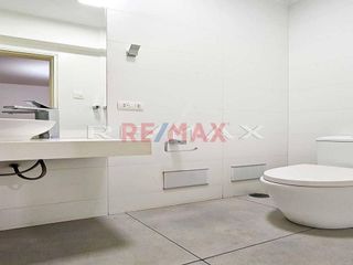 ¡Exclusivo Y Acogedor Departamento Ubicado Frente A Un Parque Urb. Chacarilla – Surco La Zona Más Tranquila De Surco!