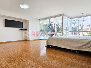 ¡Exclusivo Y Acogedor Departamento Ubicado Frente A Un Parque Urb. Chacarilla – Surco La Zona Más Tranquila De Surco!